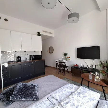 Na Grobli, Przy Kladce Zwierzynieckiej Wroclaw
